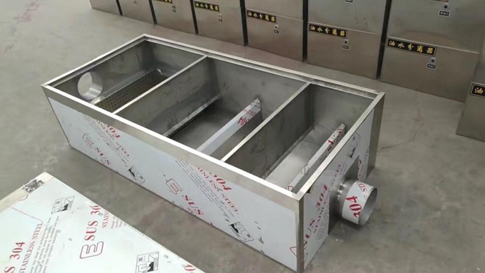 油水分离器